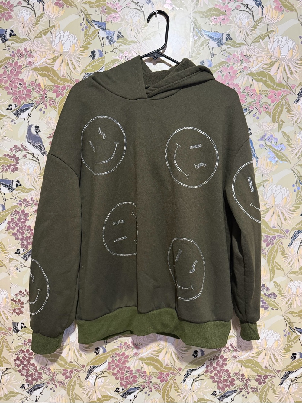 Olive Green Smiley Graphic Hoodie Sweatshirt - Men